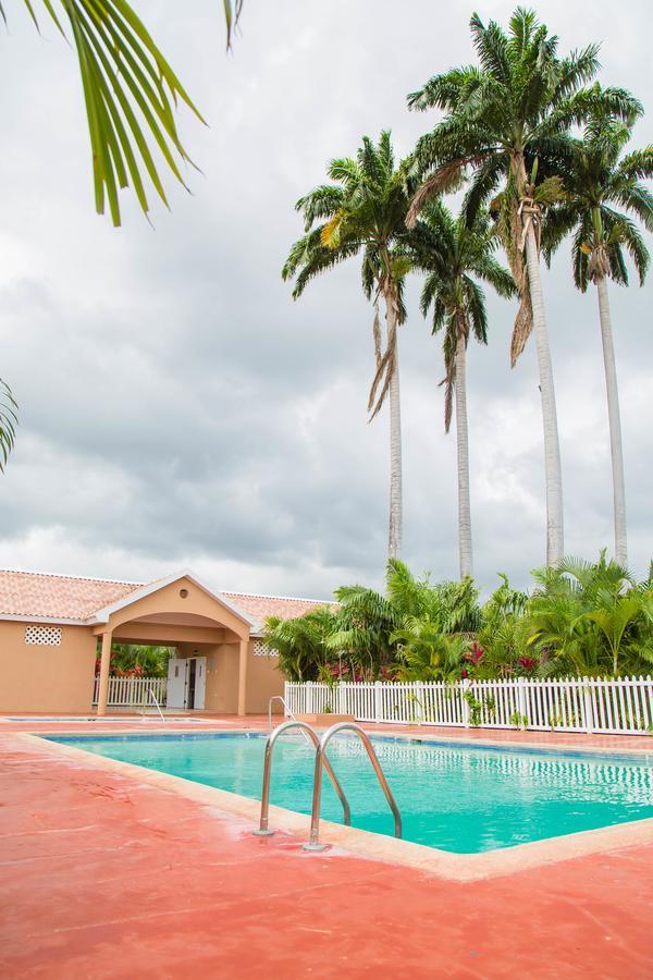 The Gulf Retreat Oasis Villa Ellis Caymanas Exterior foto